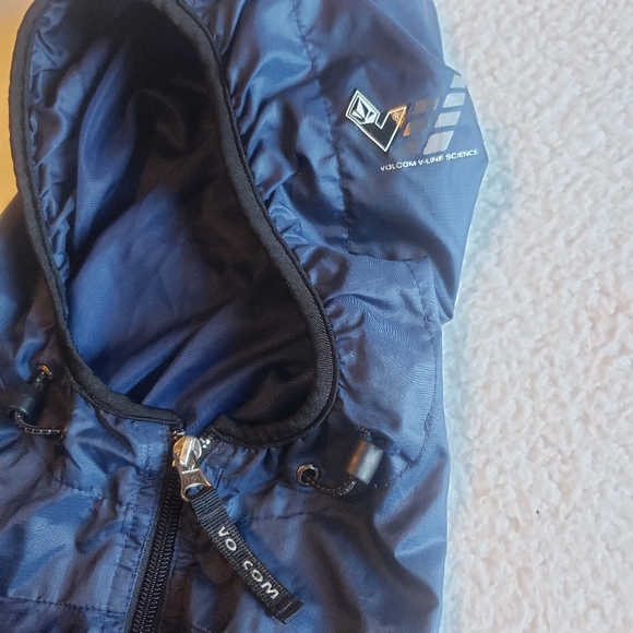 Volcom V-line Science. stashable - Picture 13 of 14